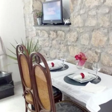 - 150 M From Sea * Makarska