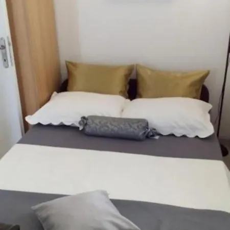 Apartment - 150 M From Sea